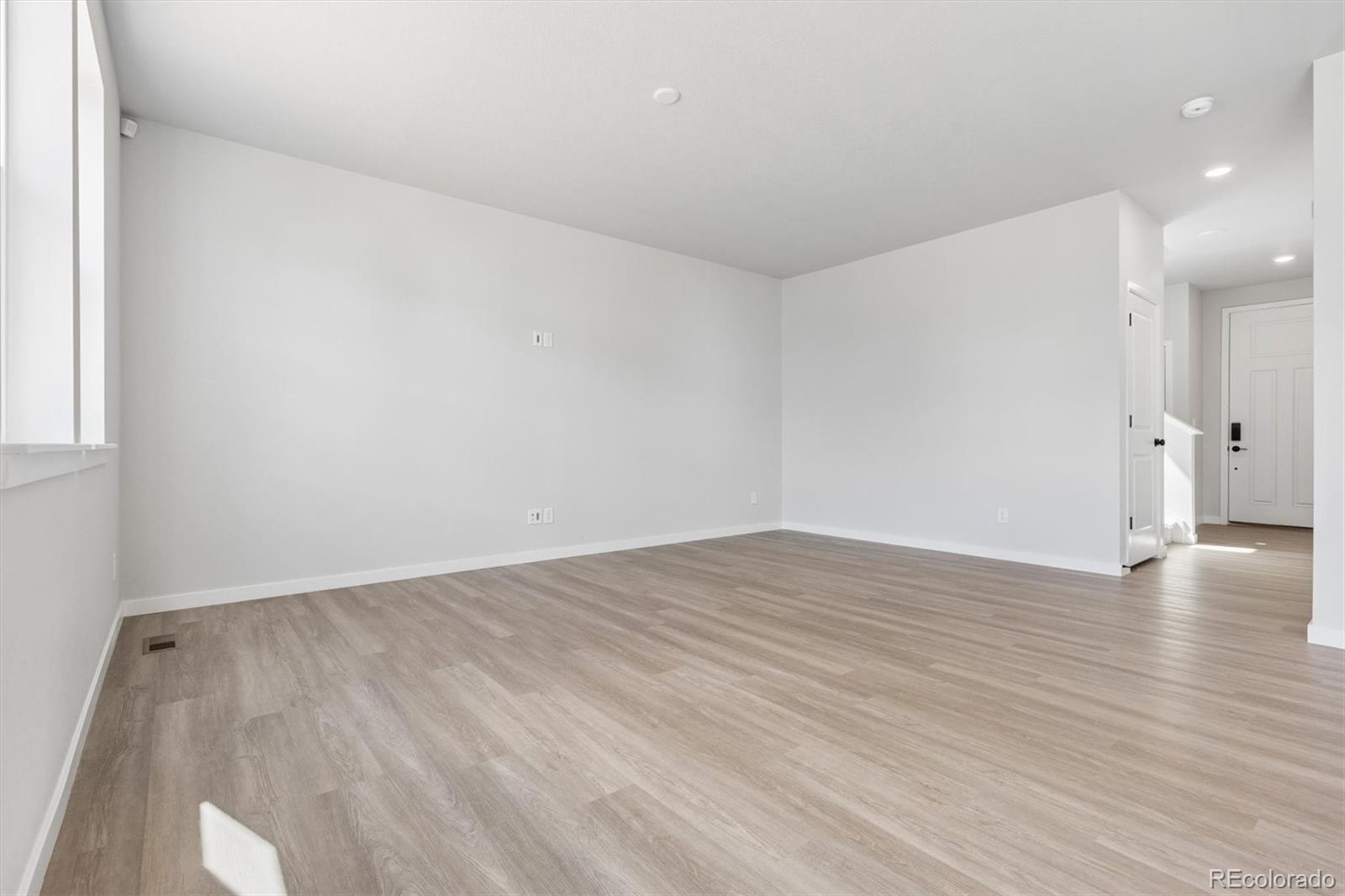 MLS Image #8 for 22816 e 47th place,aurora, Colorado