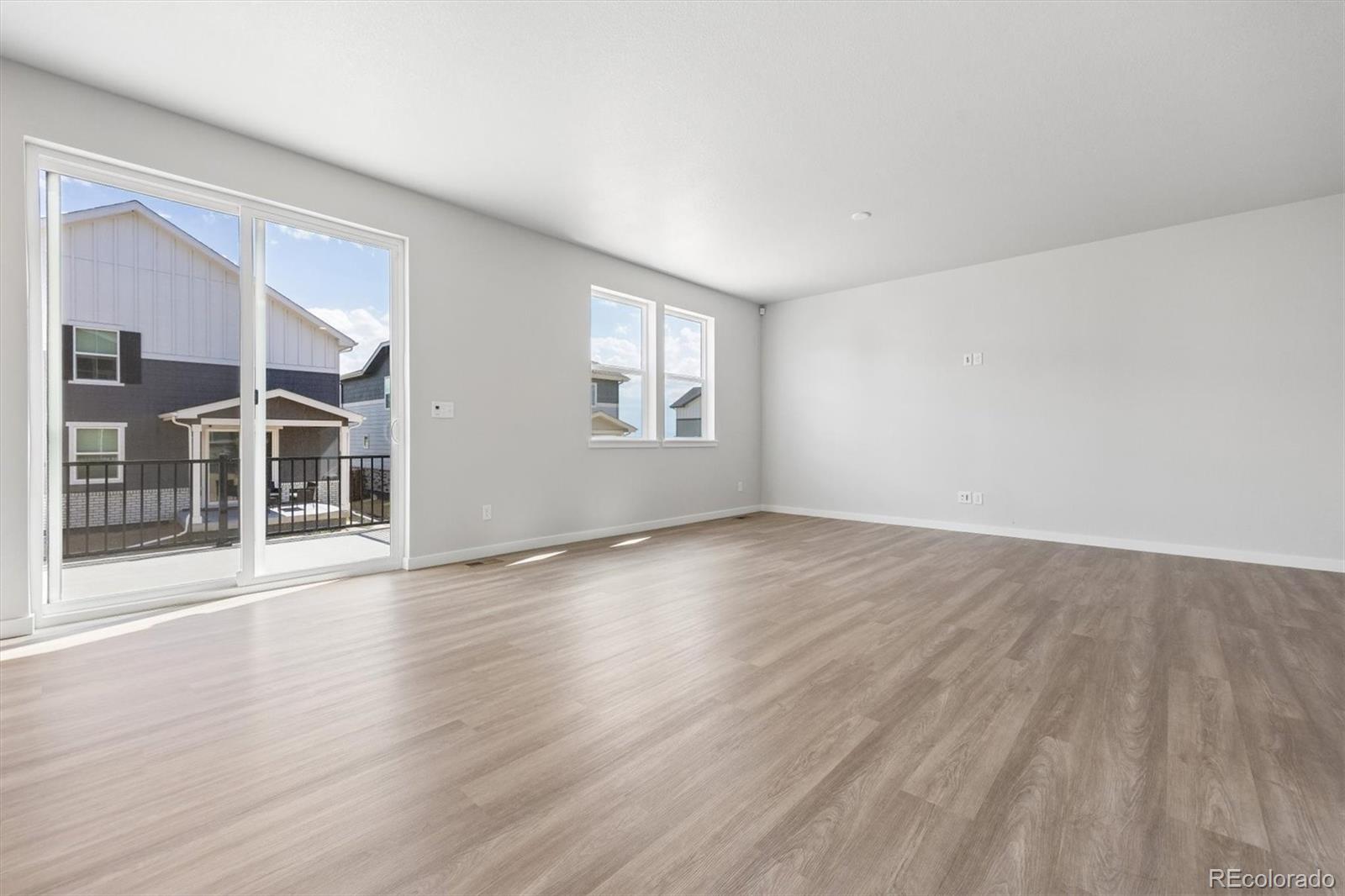 MLS Image #9 for 22816 e 47th place,aurora, Colorado