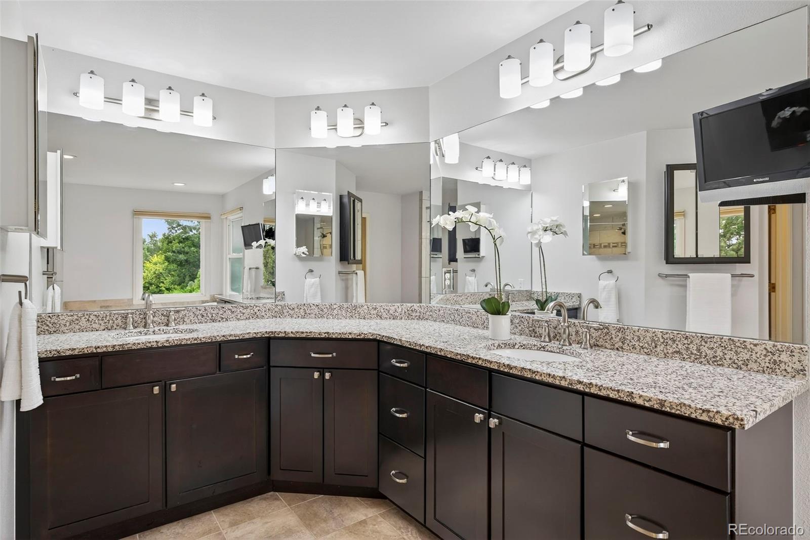 MLS Image #20 for 7120 w princeton avenue,denver, Colorado