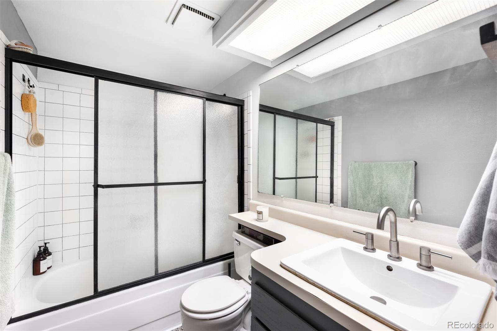 MLS Image #13 for 12130  melody drive,denver, Colorado