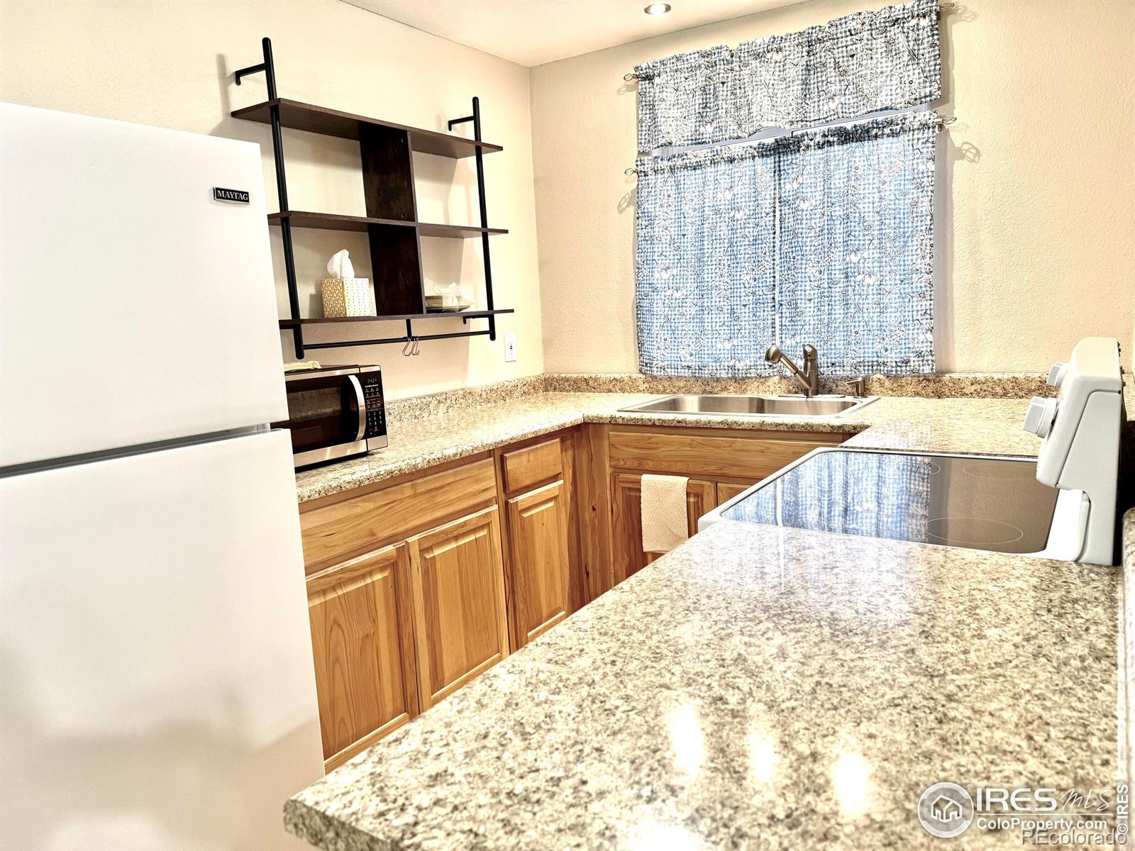 MLS Image #1 for 210 s bowman avenue,holyoke, Colorado