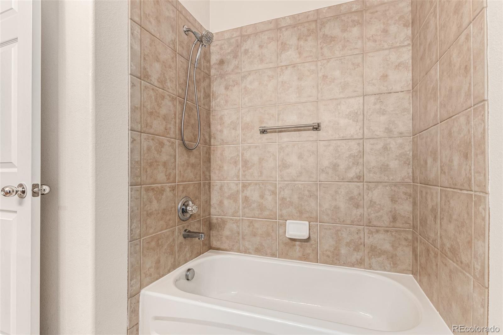 MLS Image #23 for 18766 e yale circle,aurora, Colorado
