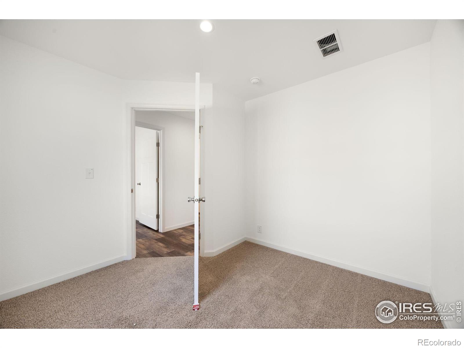 MLS Image #11 for 4317  gaslamp drive,loveland, Colorado