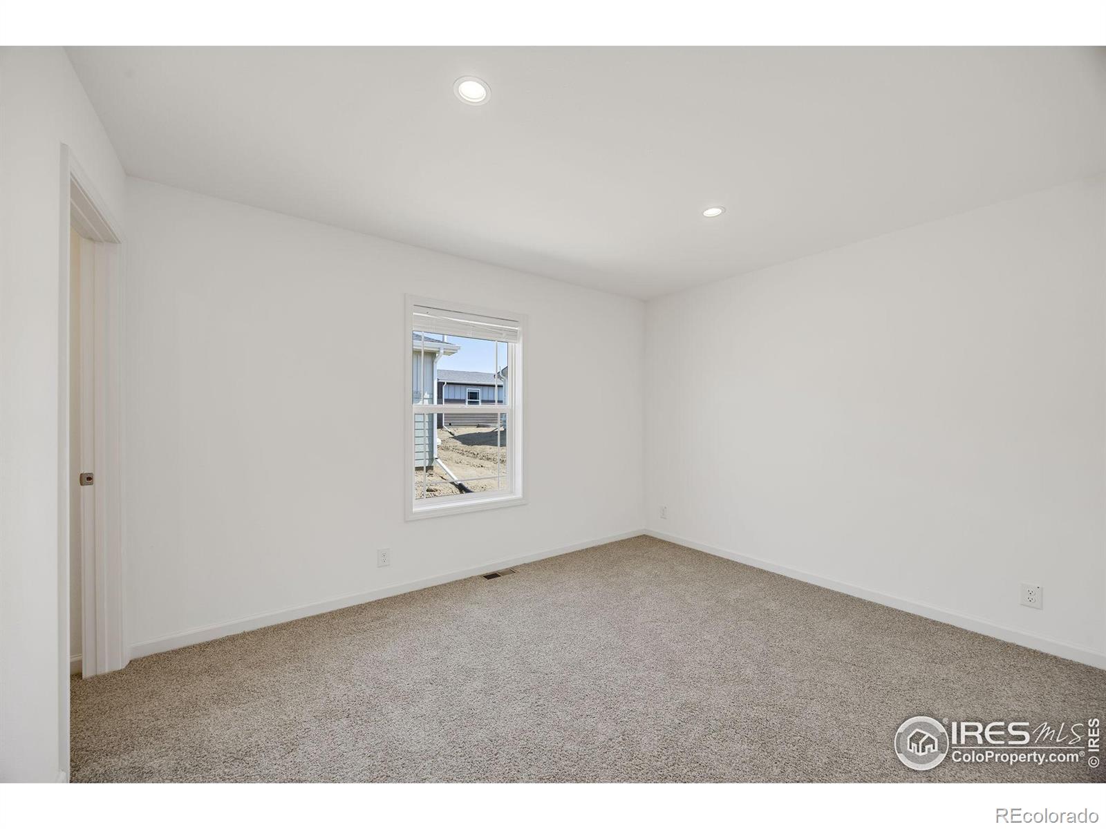 MLS Image #12 for 542  sunset cliffs drive,loveland, Colorado