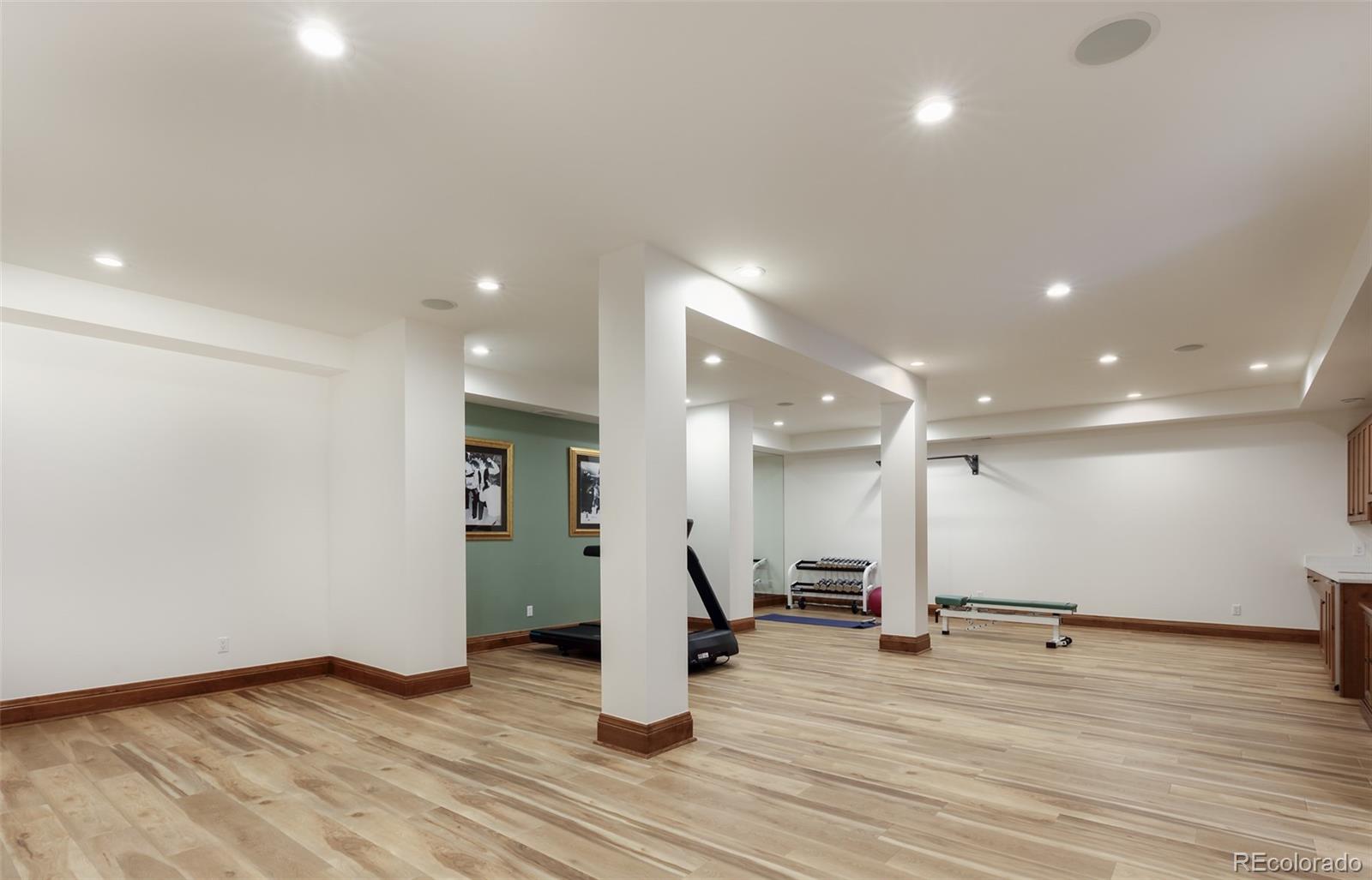 MLS Image #40 for 444  saint paul street,denver, Colorado