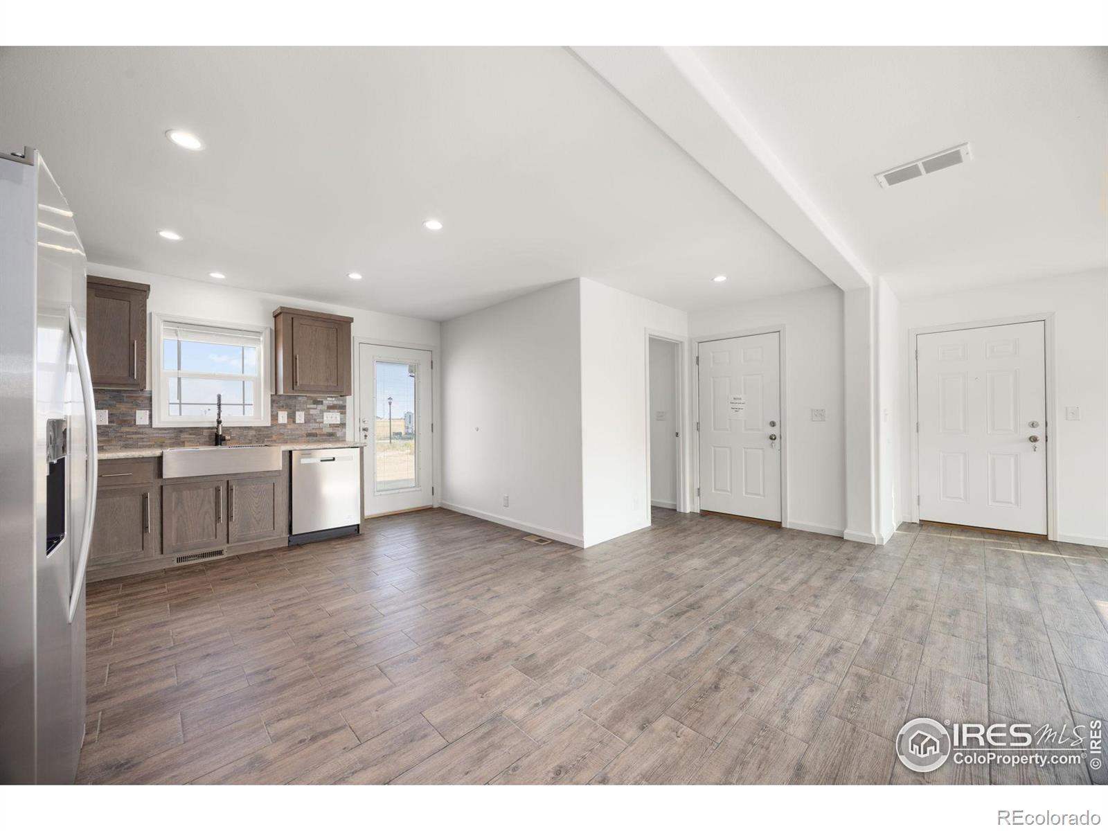 MLS Image #5 for 533  book cliffs drive,loveland, Colorado