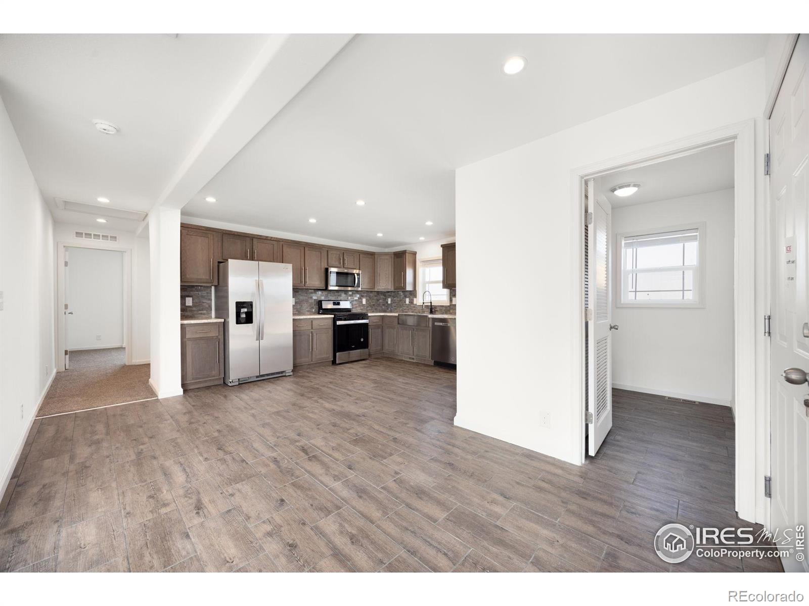 MLS Image #6 for 533  book cliffs drive,loveland, Colorado