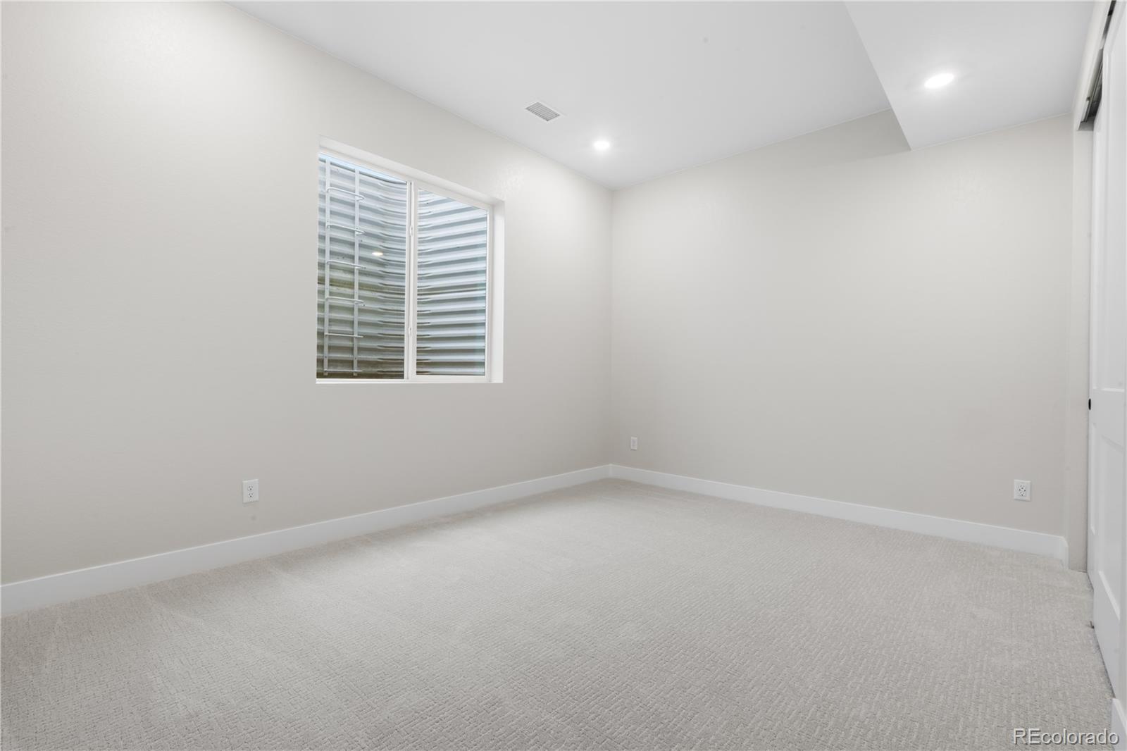 MLS Image #14 for 11148  amber light trail,littleton, Colorado
