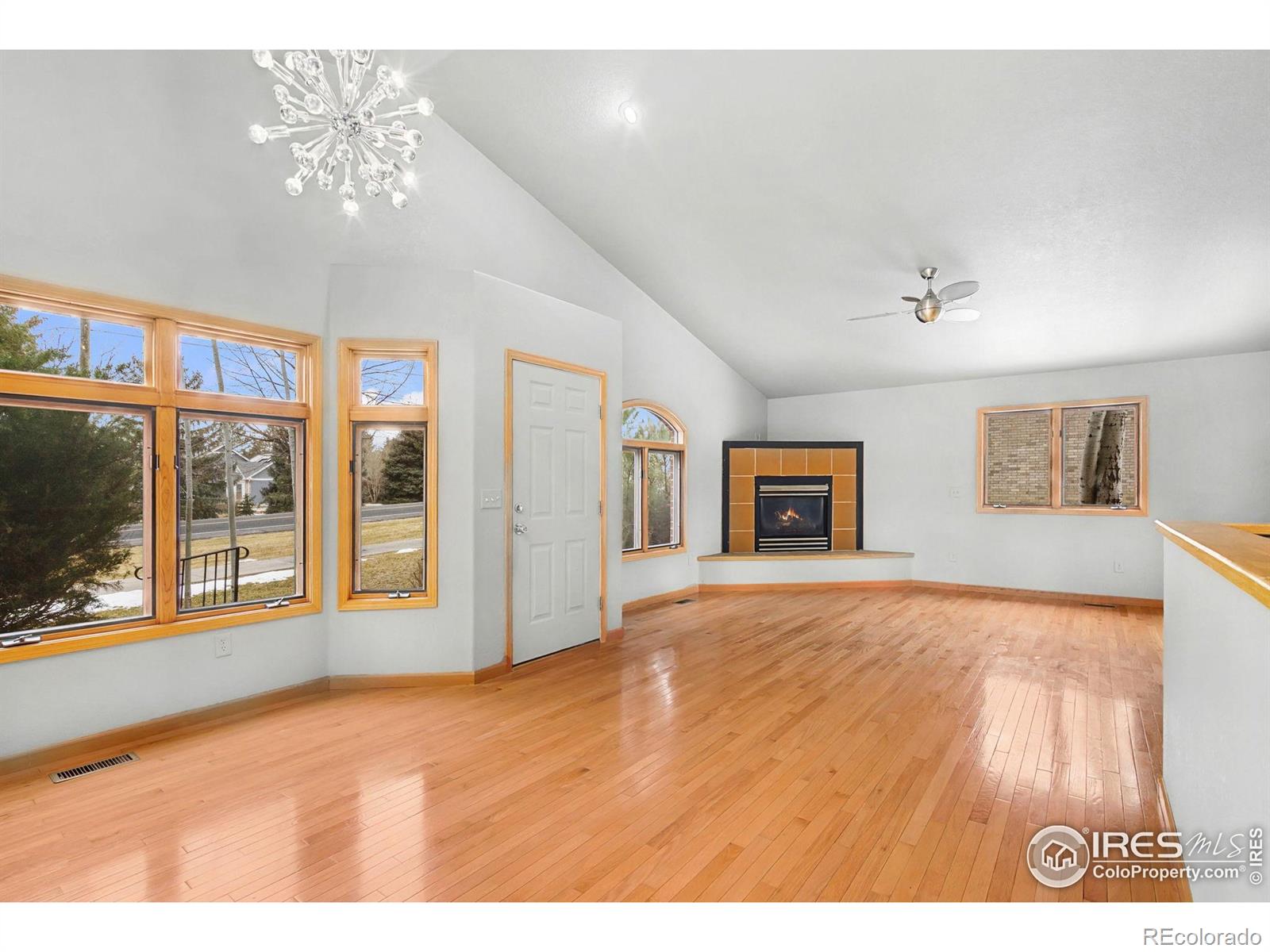 MLS Image #5 for 2102  chesapeake drive,fort collins, Colorado