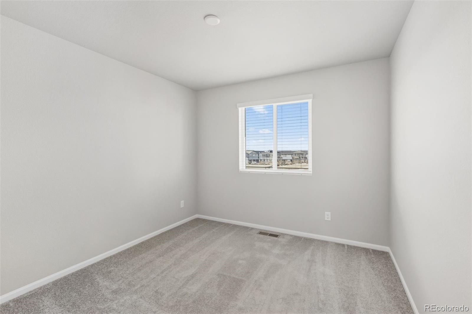 MLS Image #19 for 21041 e 63rd drive,aurora, Colorado