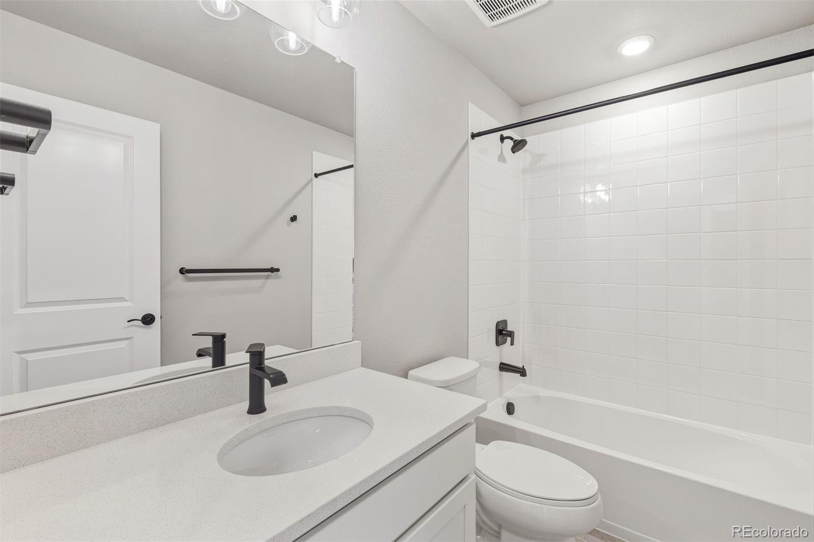 MLS Image #21 for 21041 e 63rd drive,aurora, Colorado
