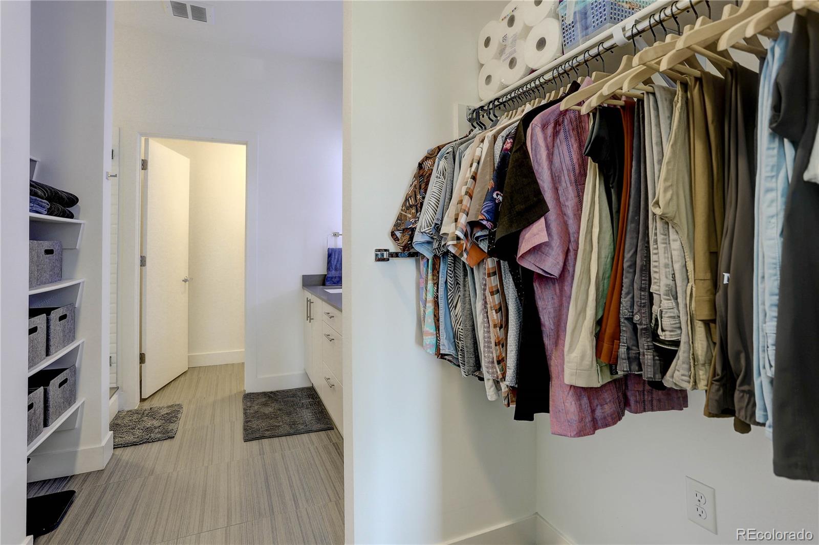 MLS Image #17 for 2525  arapahoe street 206,denver, Colorado