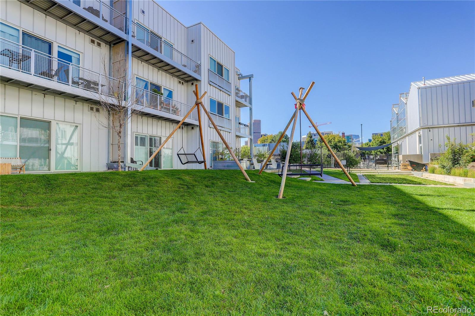 MLS Image #33 for 2525  arapahoe street 206,denver, Colorado
