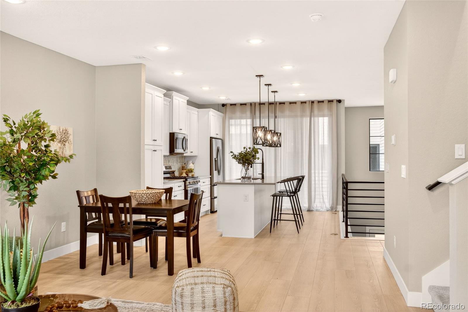 MLS Image #10 for 2064 s holly street 2-4,denver, Colorado