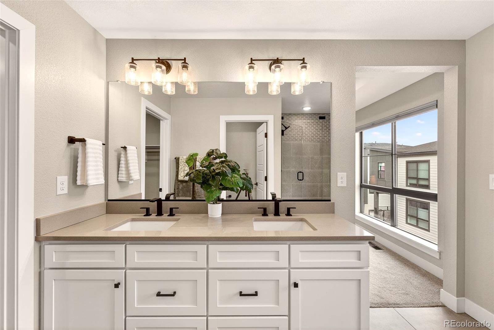 MLS Image #22 for 2064 s holly street 2-4,denver, Colorado