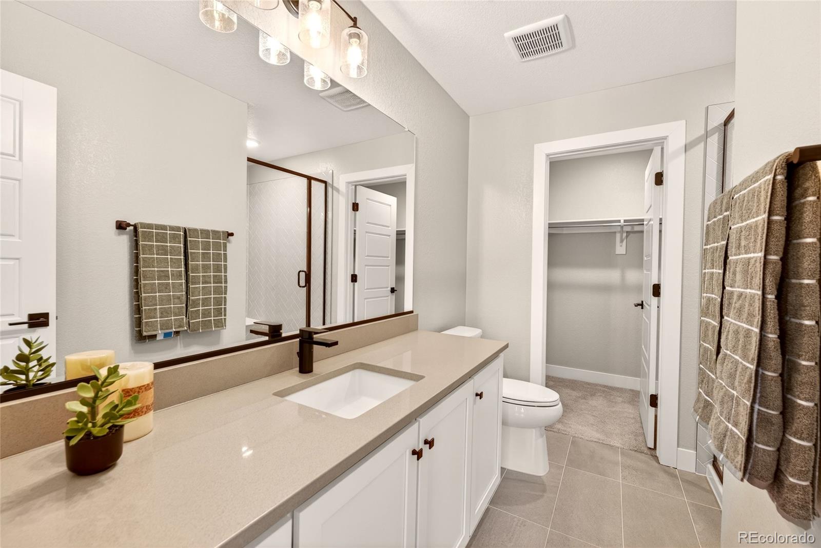 MLS Image #27 for 2064 s holly street 2-4,denver, Colorado