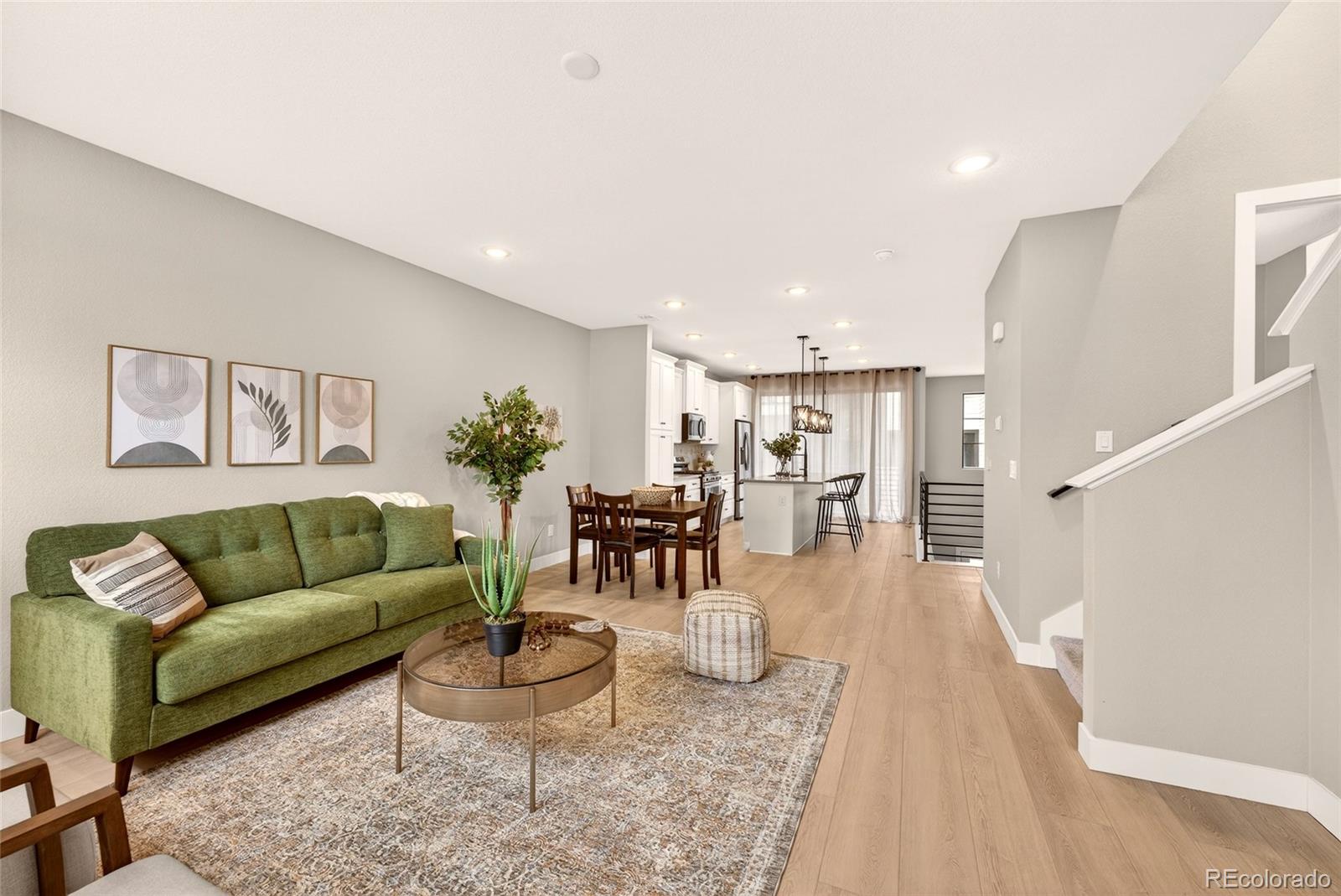 MLS Image #3 for 2064 s holly street 2-4,denver, Colorado