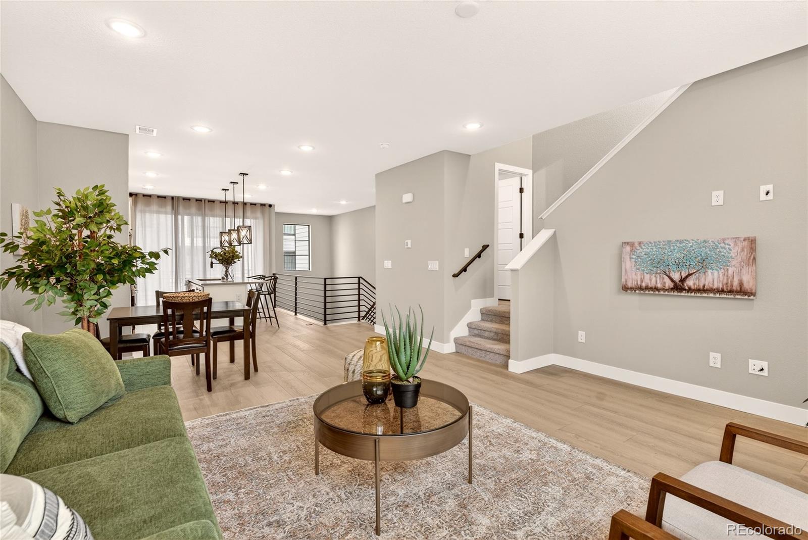 MLS Image #5 for 2064 s holly street 2-4,denver, Colorado