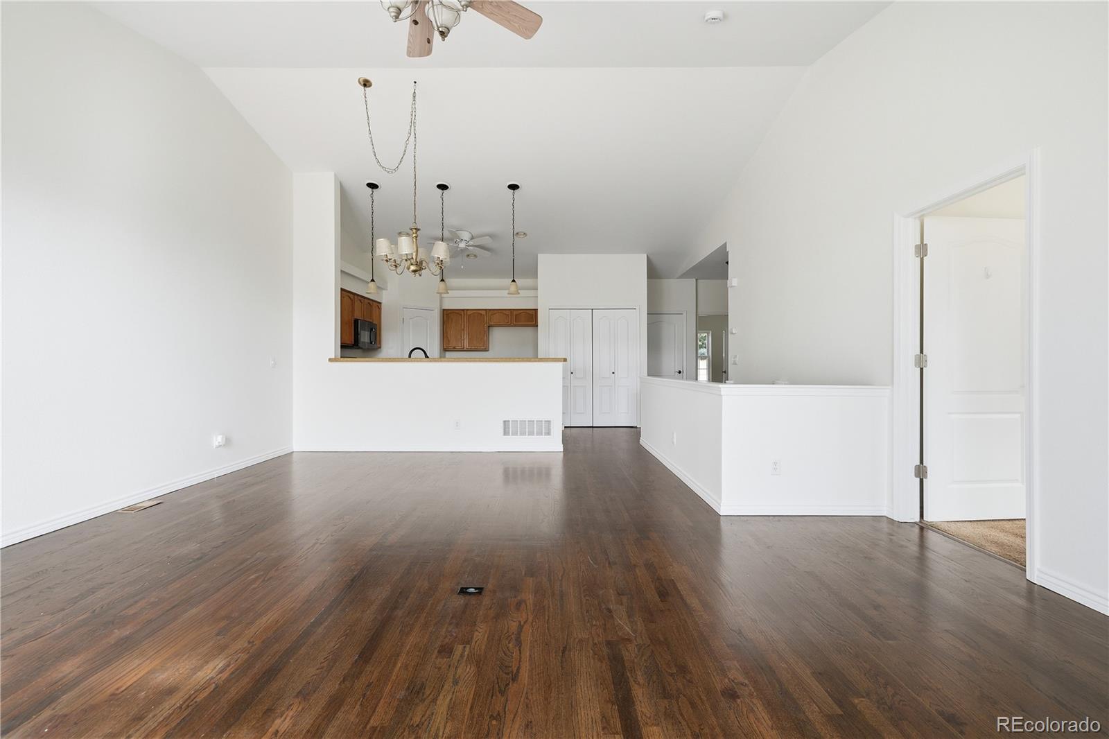 MLS Image #10 for 6471  range overlook heights,colorado springs, Colorado