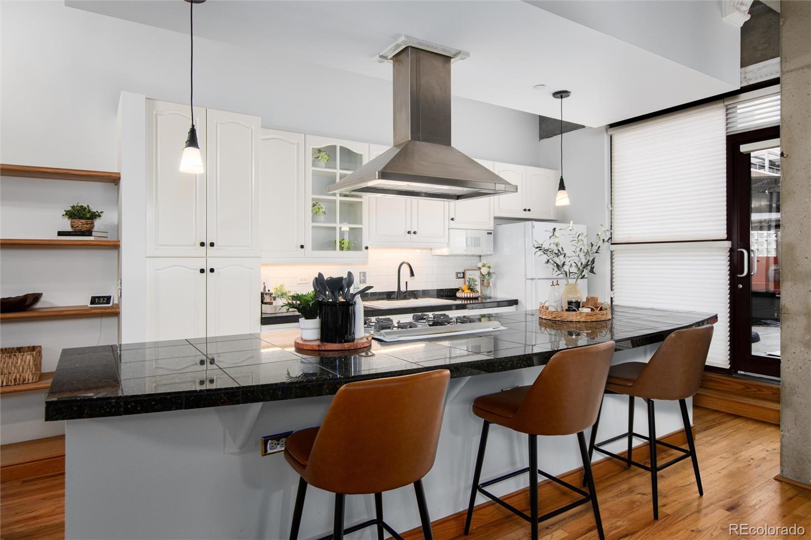 MLS Image #10 for 1020  15th street 210,denver, Colorado