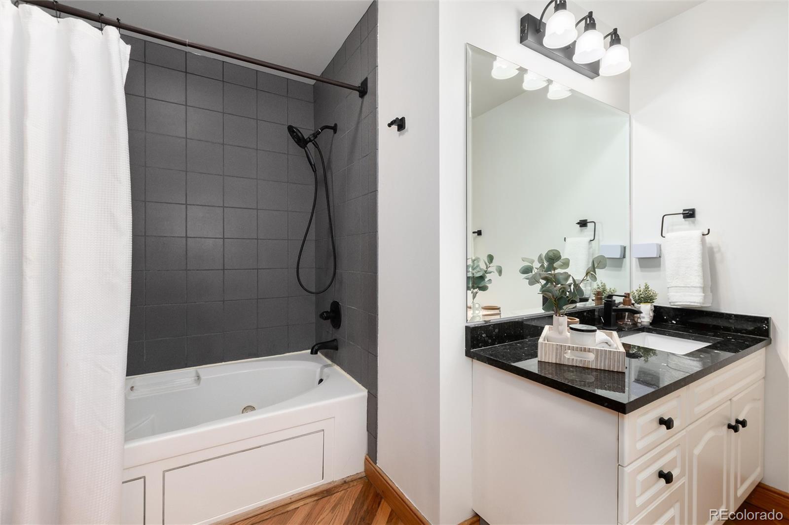 MLS Image #24 for 1020  15th street 210,denver, Colorado