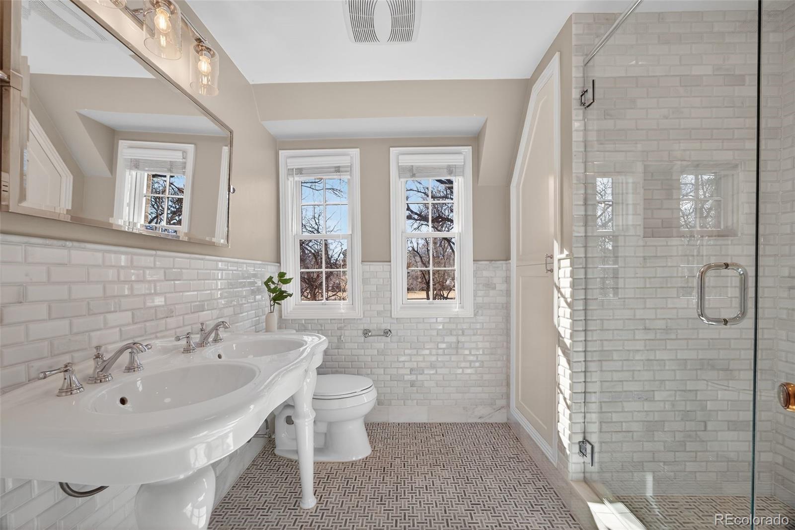 MLS Image #24 for 5301 e 6th avenue parkway,denver, Colorado