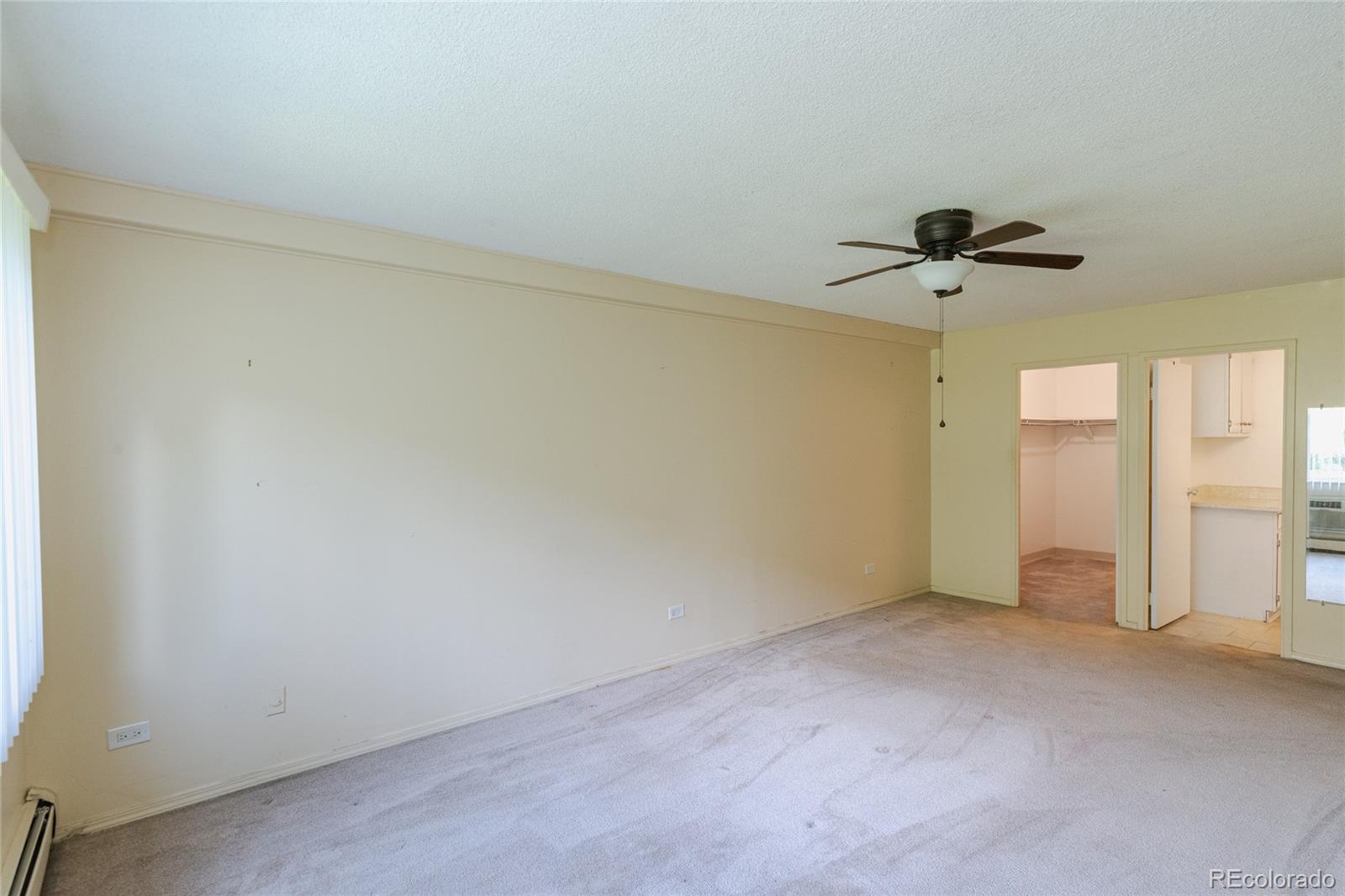 MLS Image #17 for 9625 e center avenue,denver, Colorado