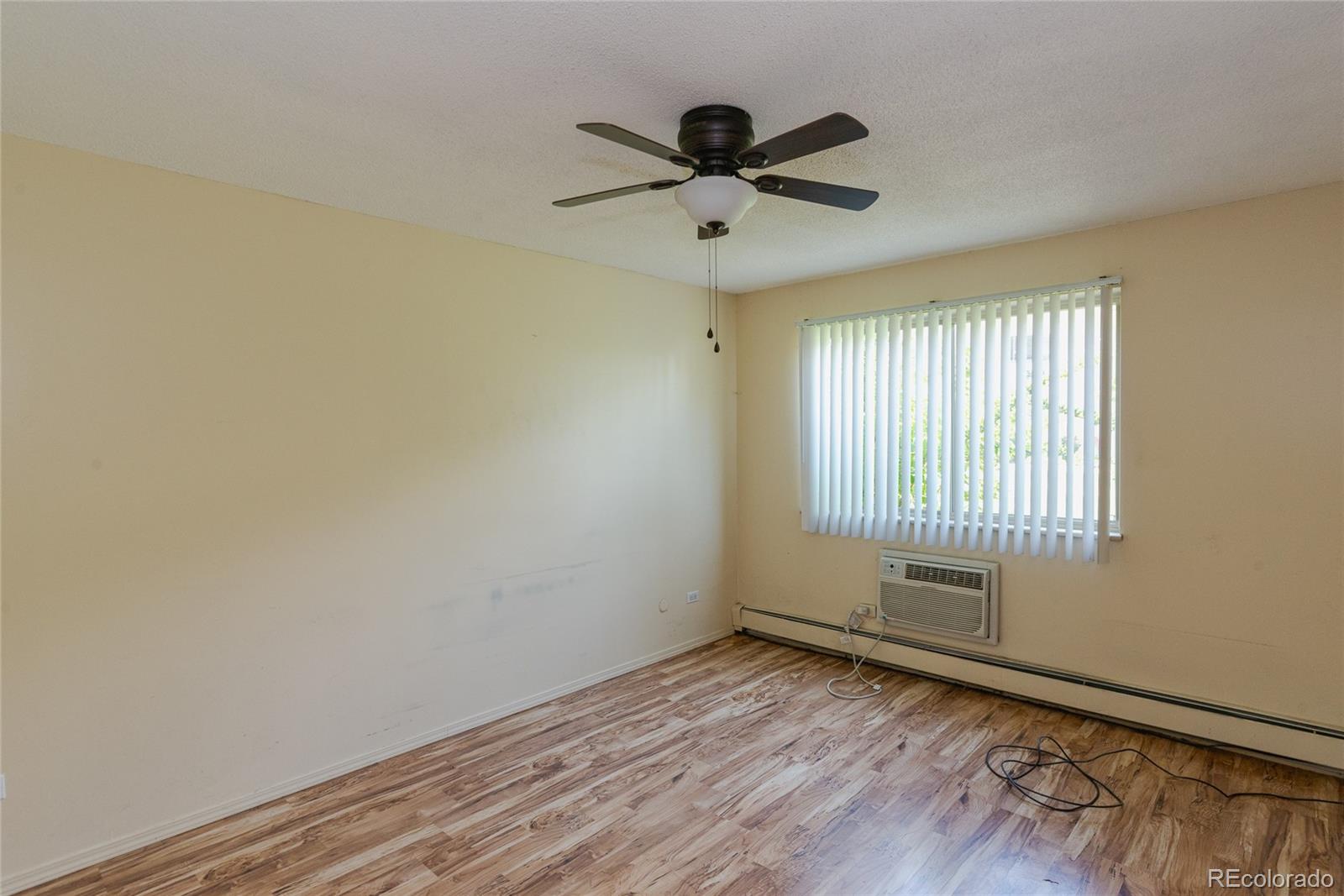 MLS Image #18 for 9625 e center avenue,denver, Colorado