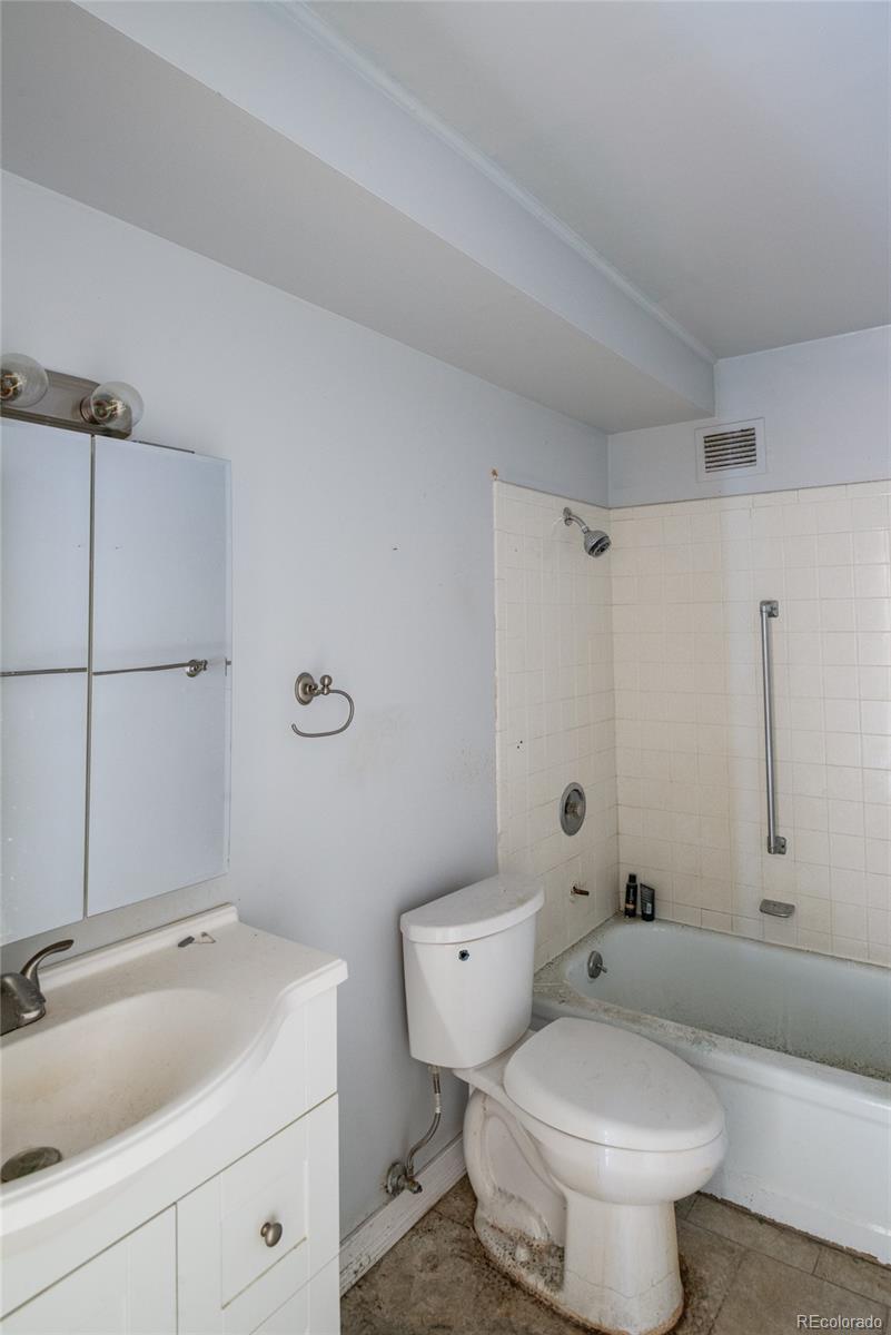 MLS Image #9 for 9625 e center avenue 8a,denver, Colorado