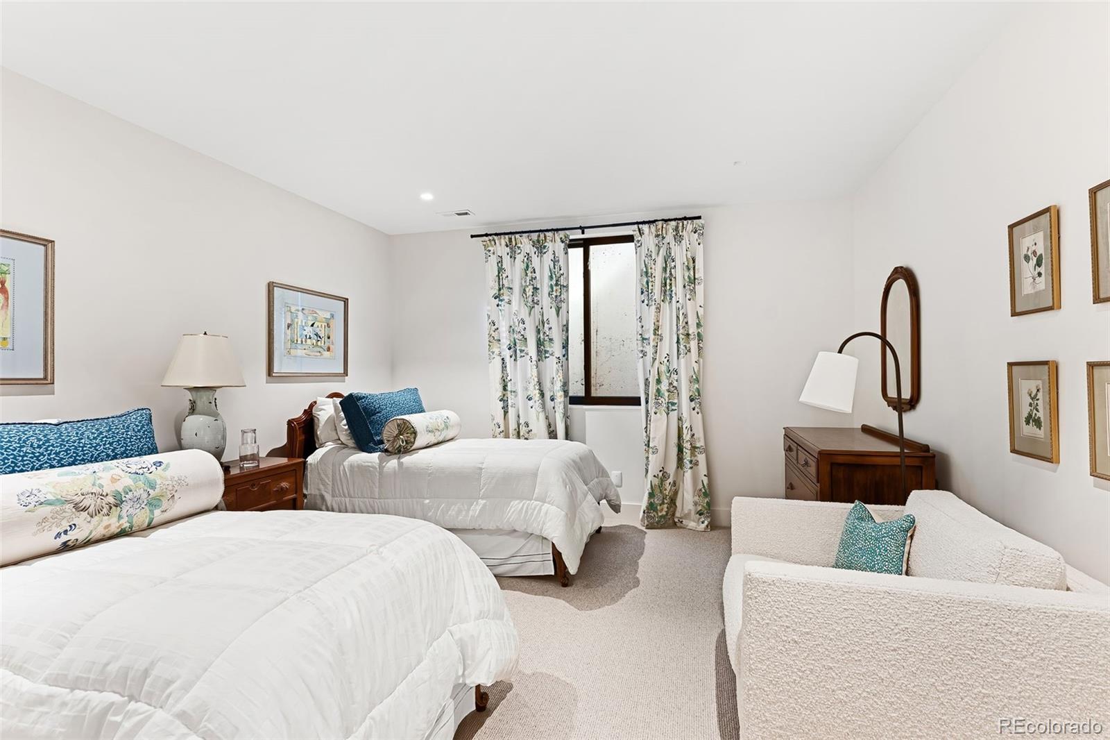MLS Image #37 for 2821 e cedar avenue,denver, Colorado