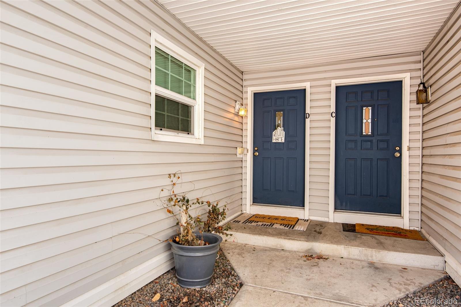 MLS Image #2 for 12543 e pacific circle d,aurora, Colorado