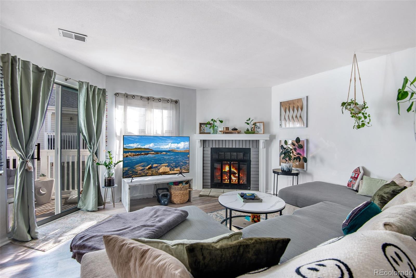 MLS Image #6 for 12543 e pacific circle d,aurora, Colorado