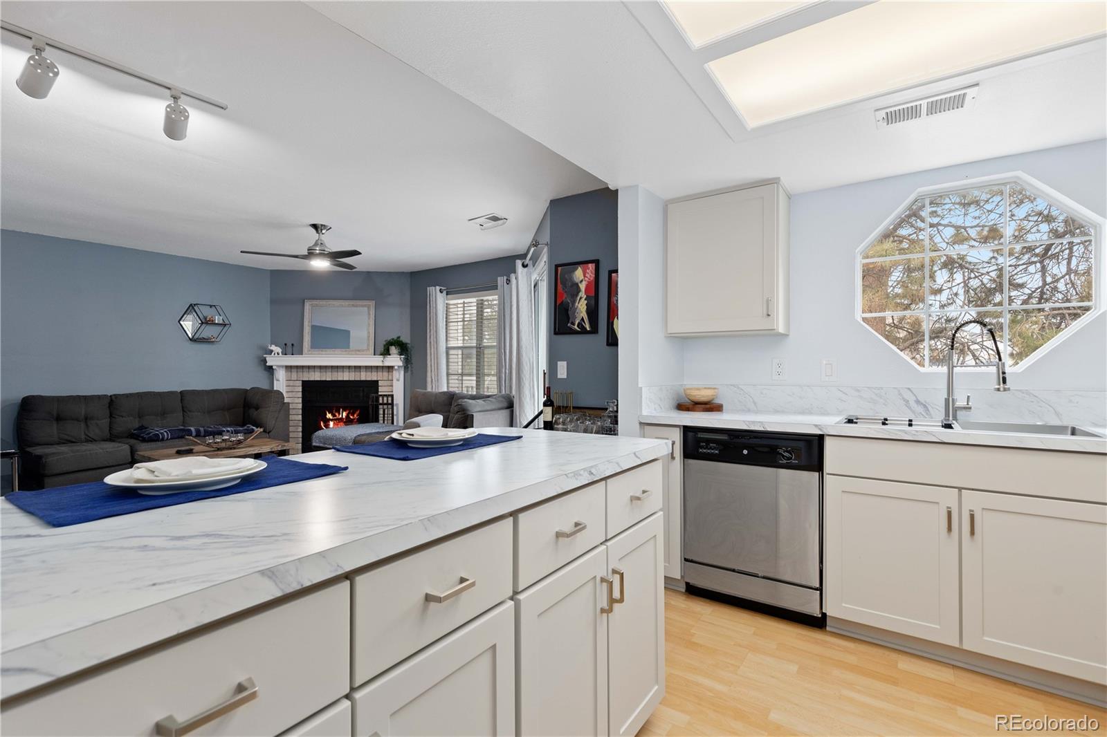 MLS Image #13 for 12655 e pacific circle,aurora, Colorado