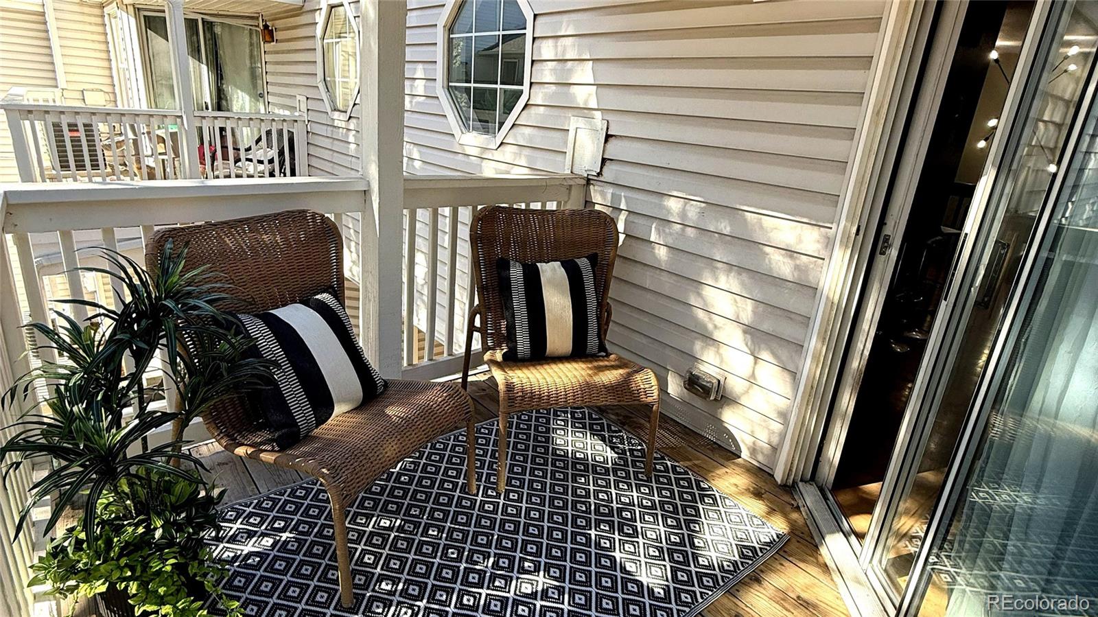 MLS Image #5 for 12655 e pacific circle,aurora, Colorado