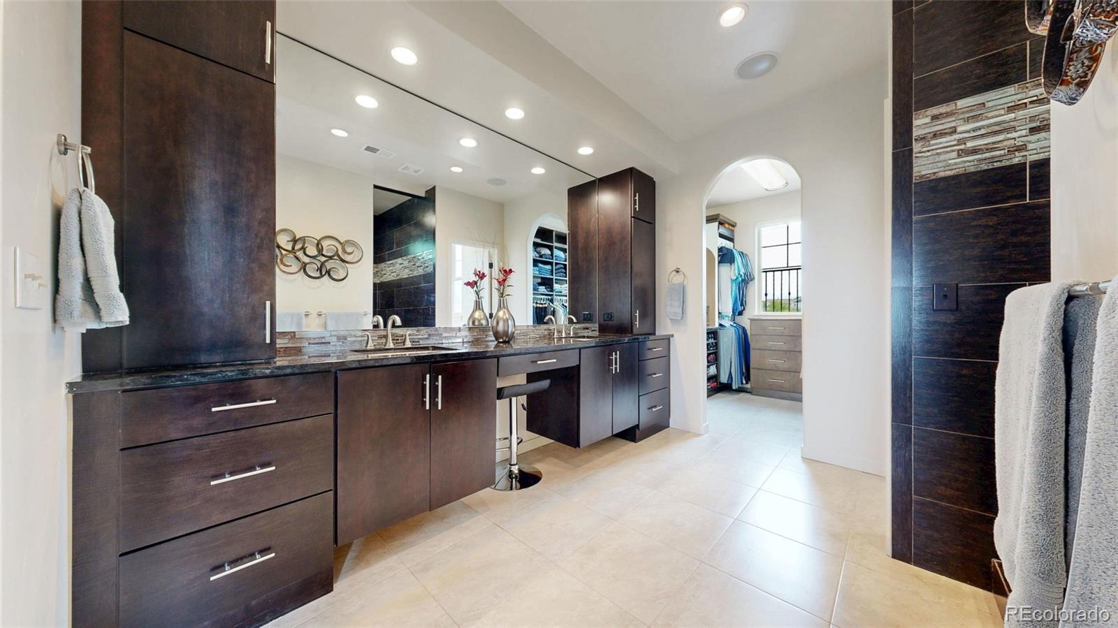 MLS Image #16 for 16491  fairway drive,commerce city, Colorado