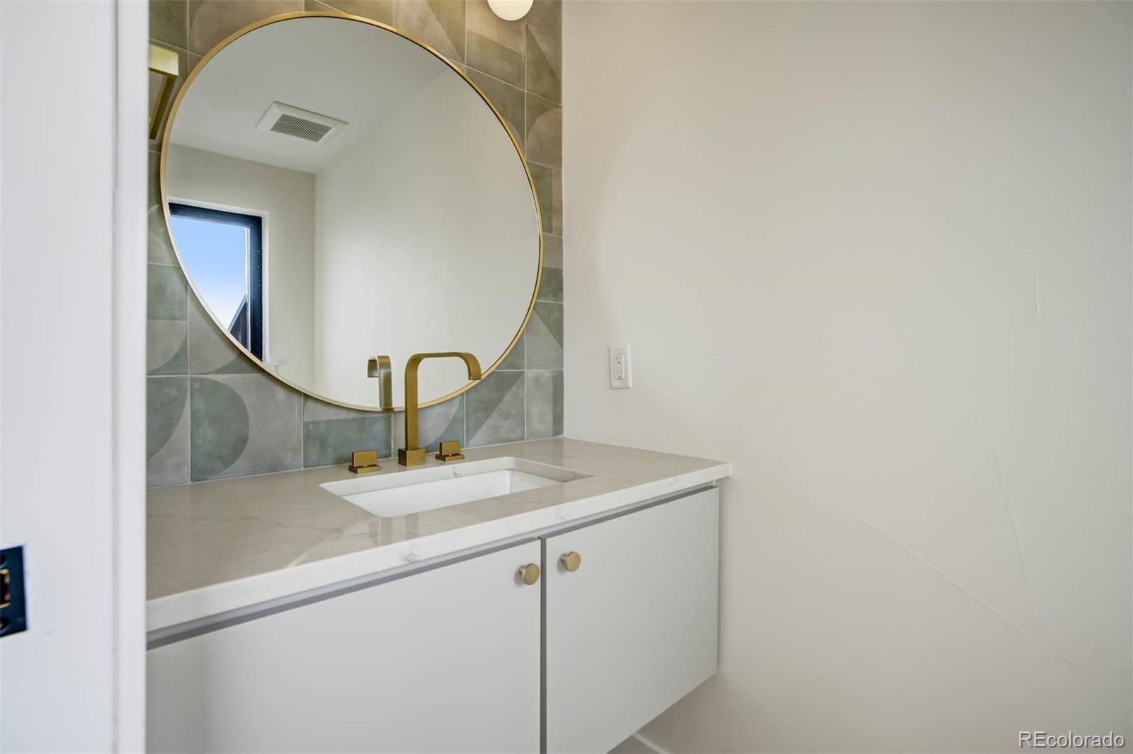 MLS Image #32 for 2526 s lincoln street ,denver, Colorado