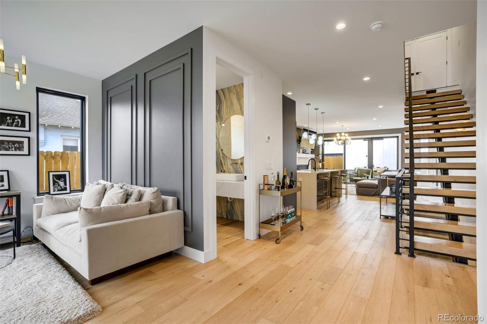MLS Image #6 for 2526 s lincoln street ,denver, Colorado