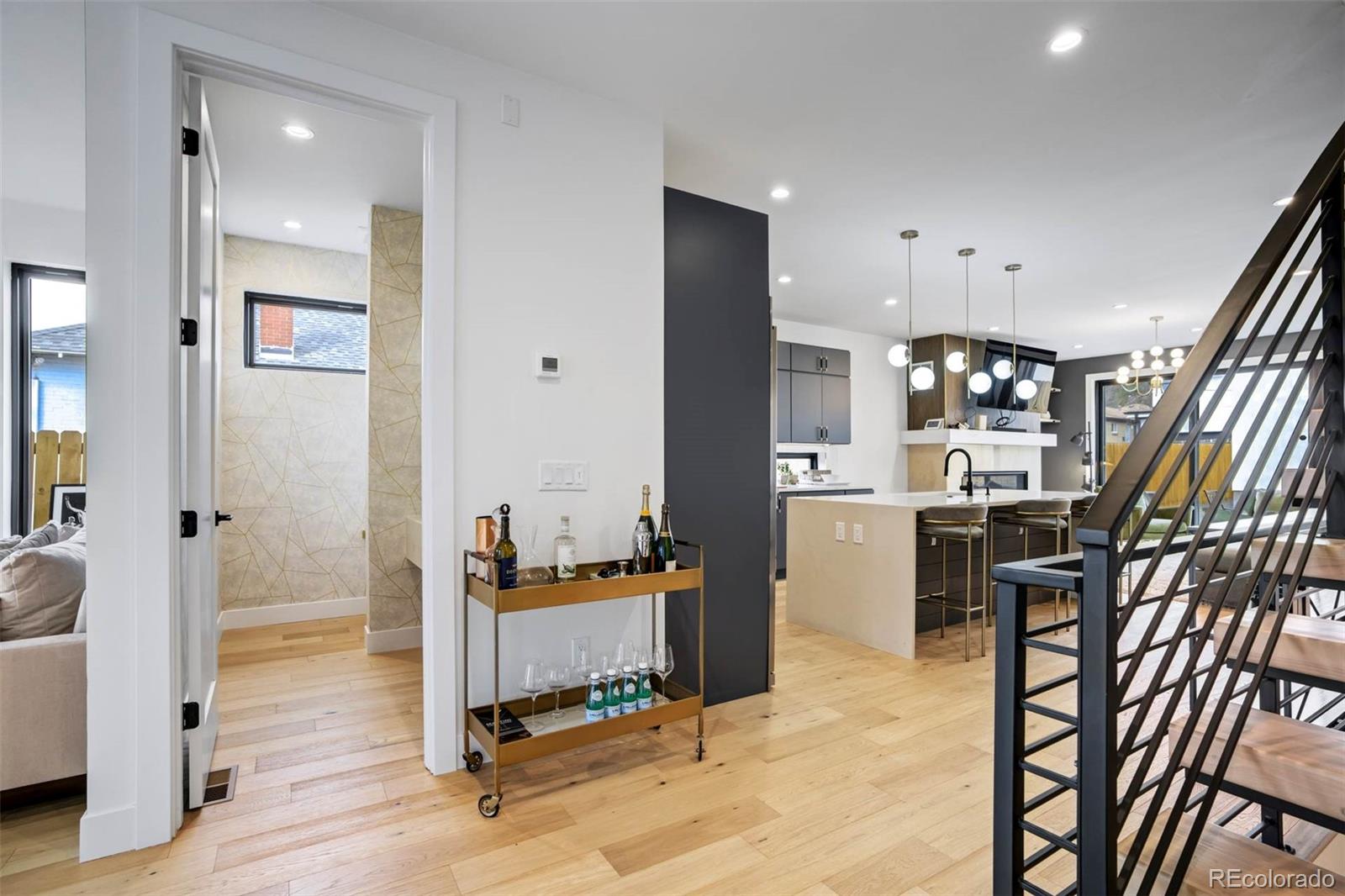 MLS Image #8 for 2526 s lincoln street ,denver, Colorado