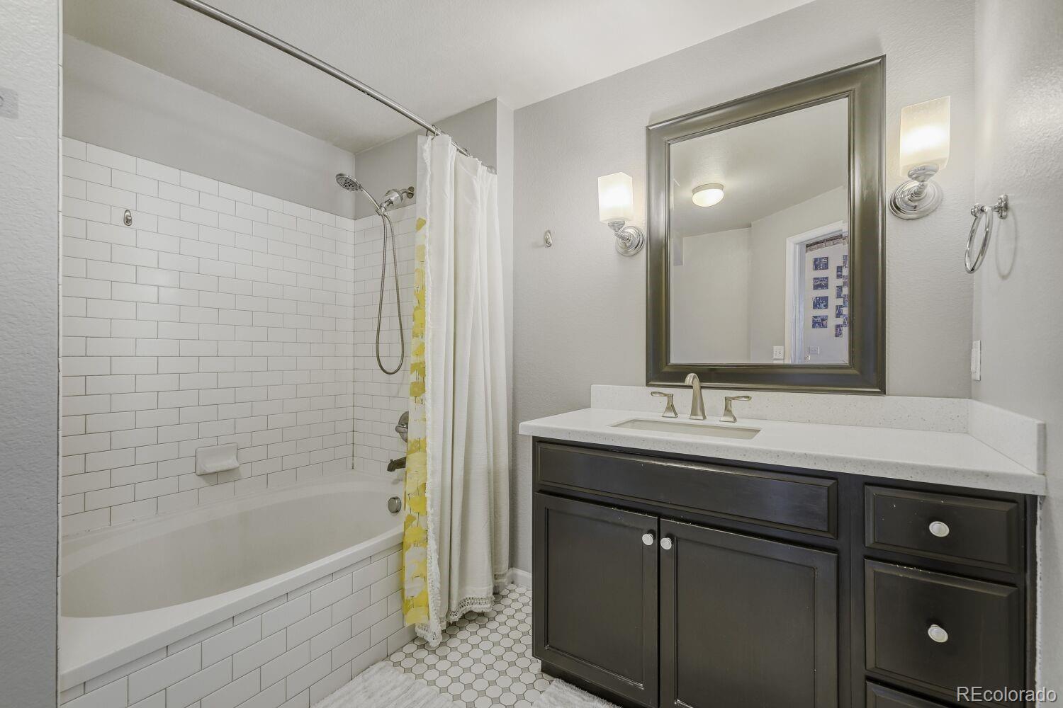 MLS Image #11 for 9481 e mansfield avenue 303,aurora, Colorado