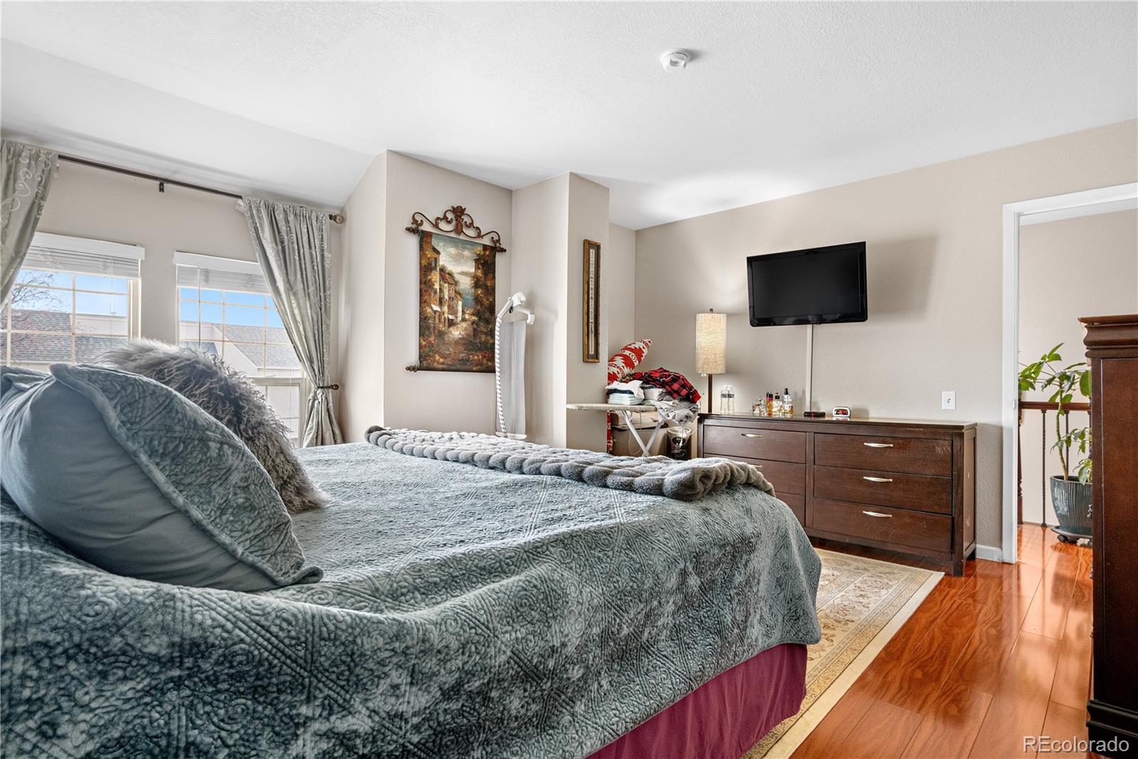 MLS Image #12 for 2925 s vaughn way ,aurora, Colorado