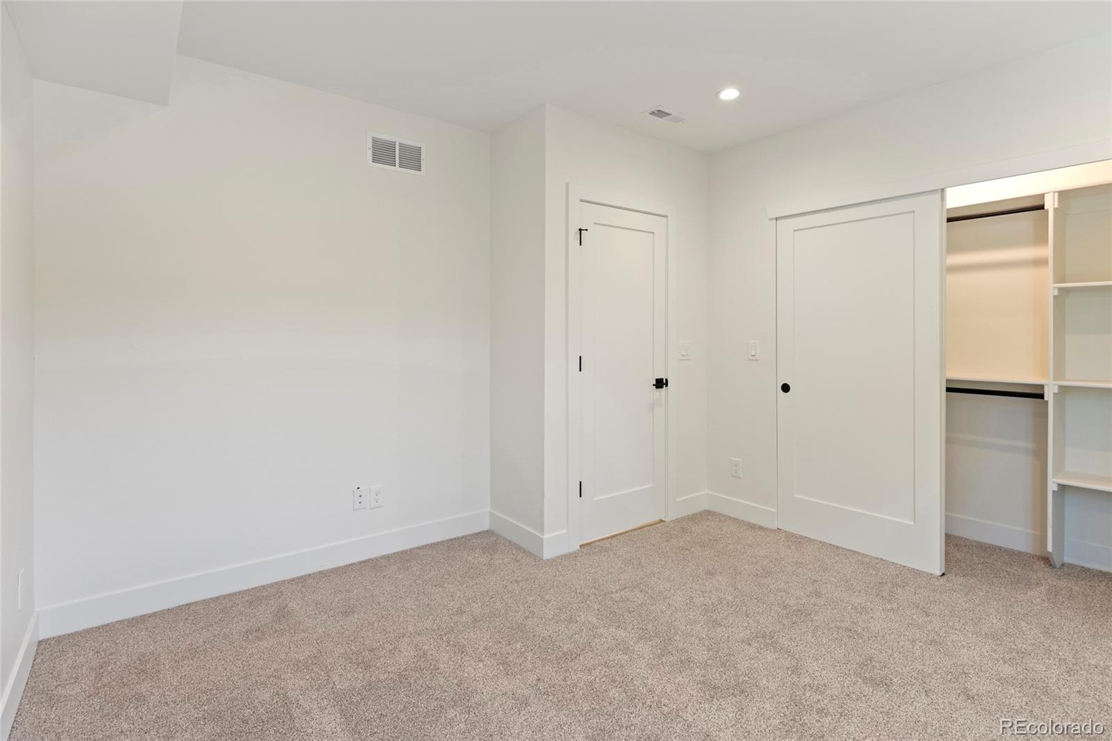 MLS Image #12 for 1715  grove street,denver, Colorado