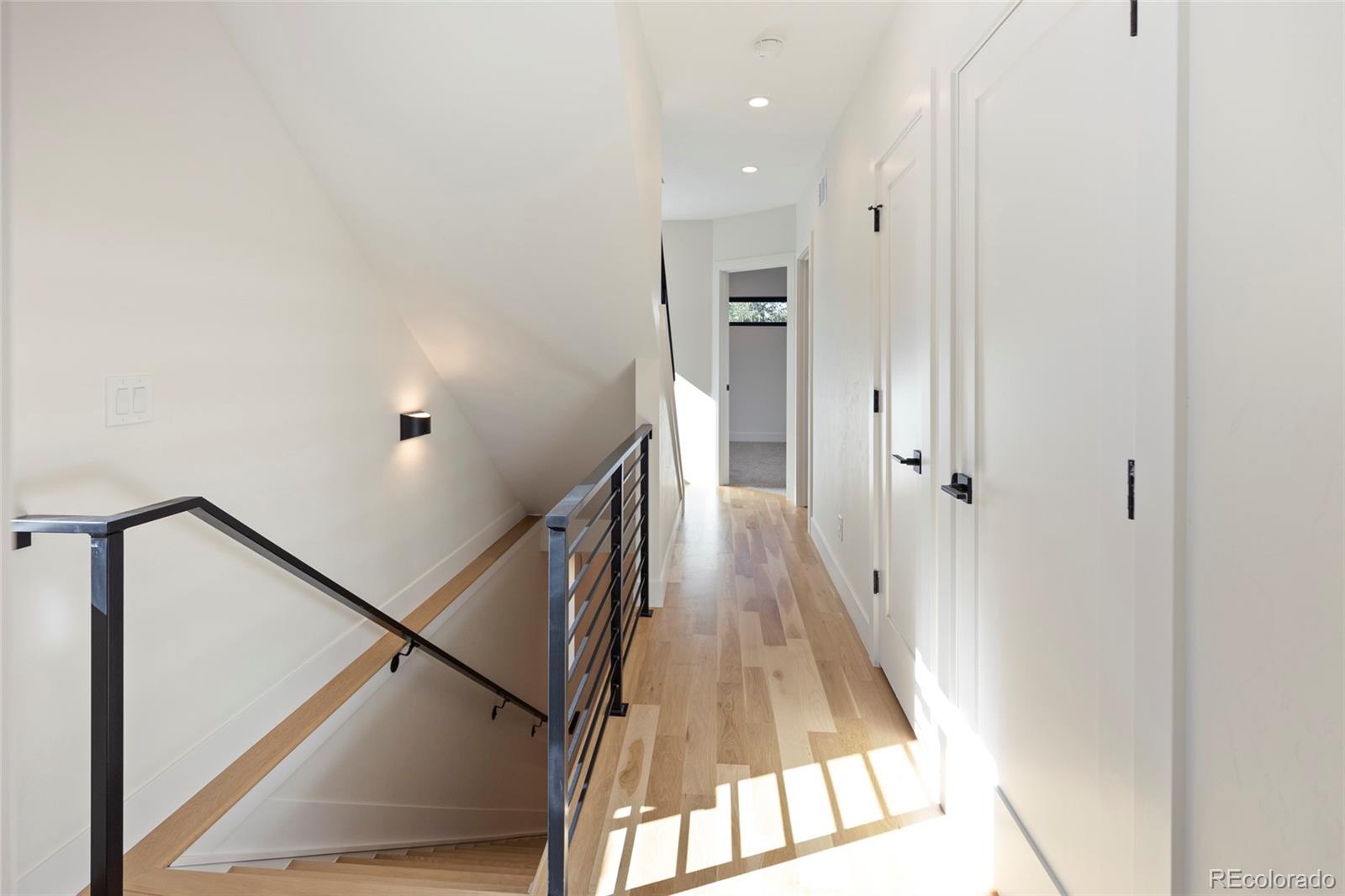 MLS Image #6 for 1715  grove street,denver, Colorado
