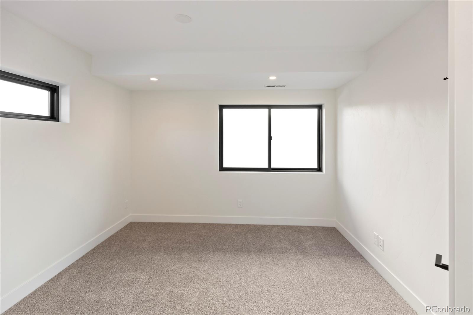 MLS Image #7 for 1715  grove street,denver, Colorado