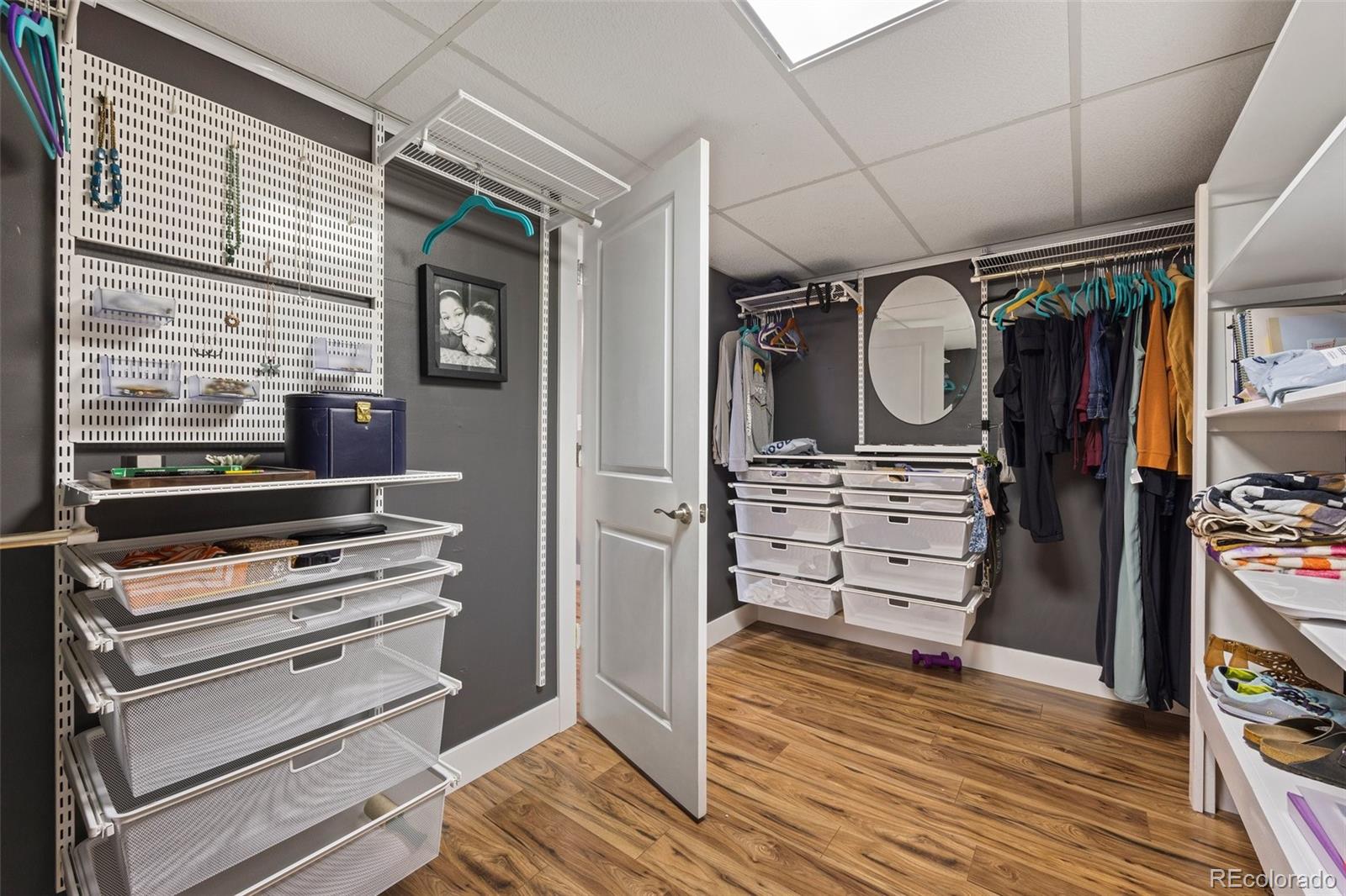 MLS Image #20 for 703 s oneida way,denver, Colorado