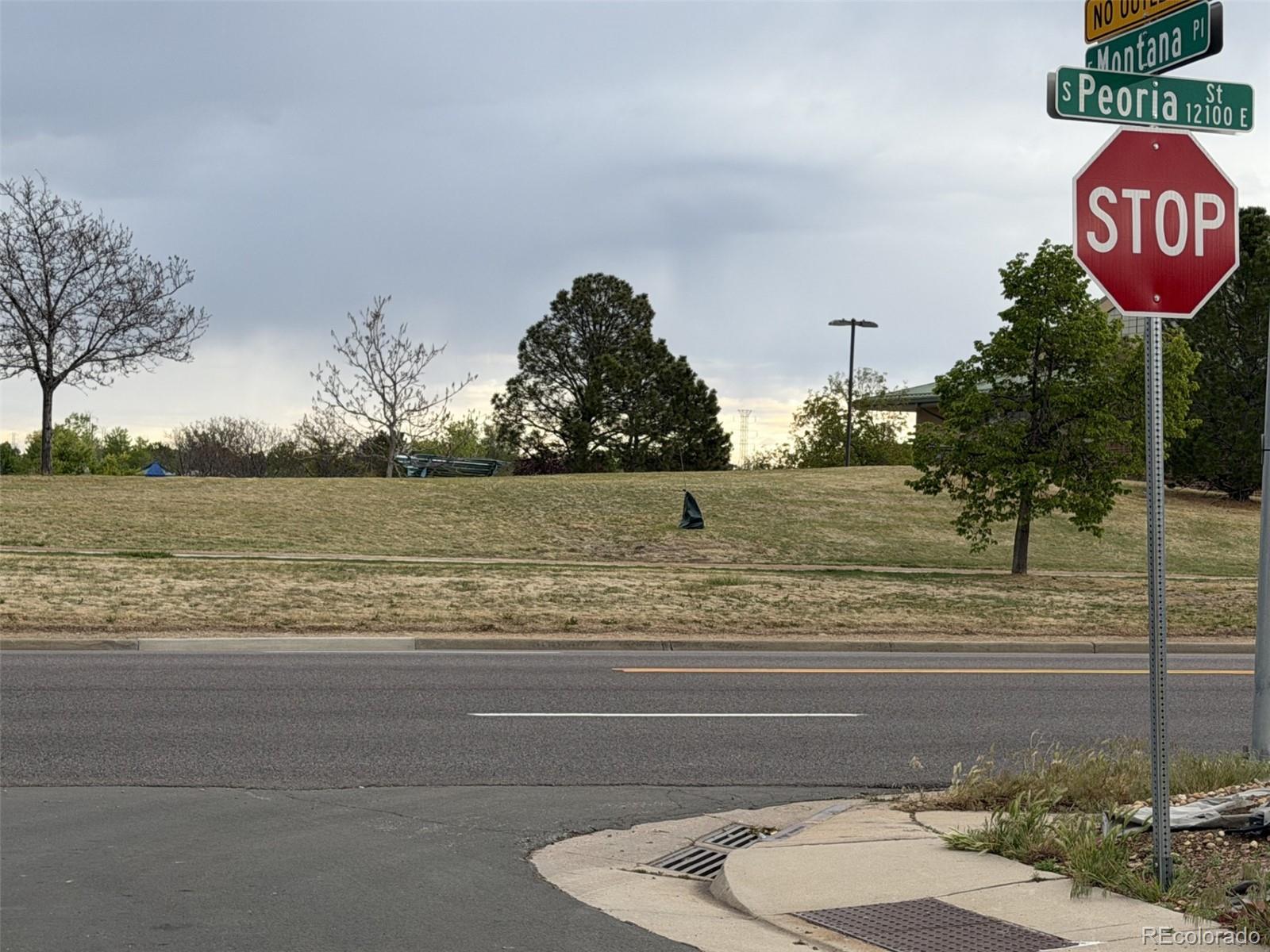 MLS Image #29 for 12076 e montana place,aurora, Colorado