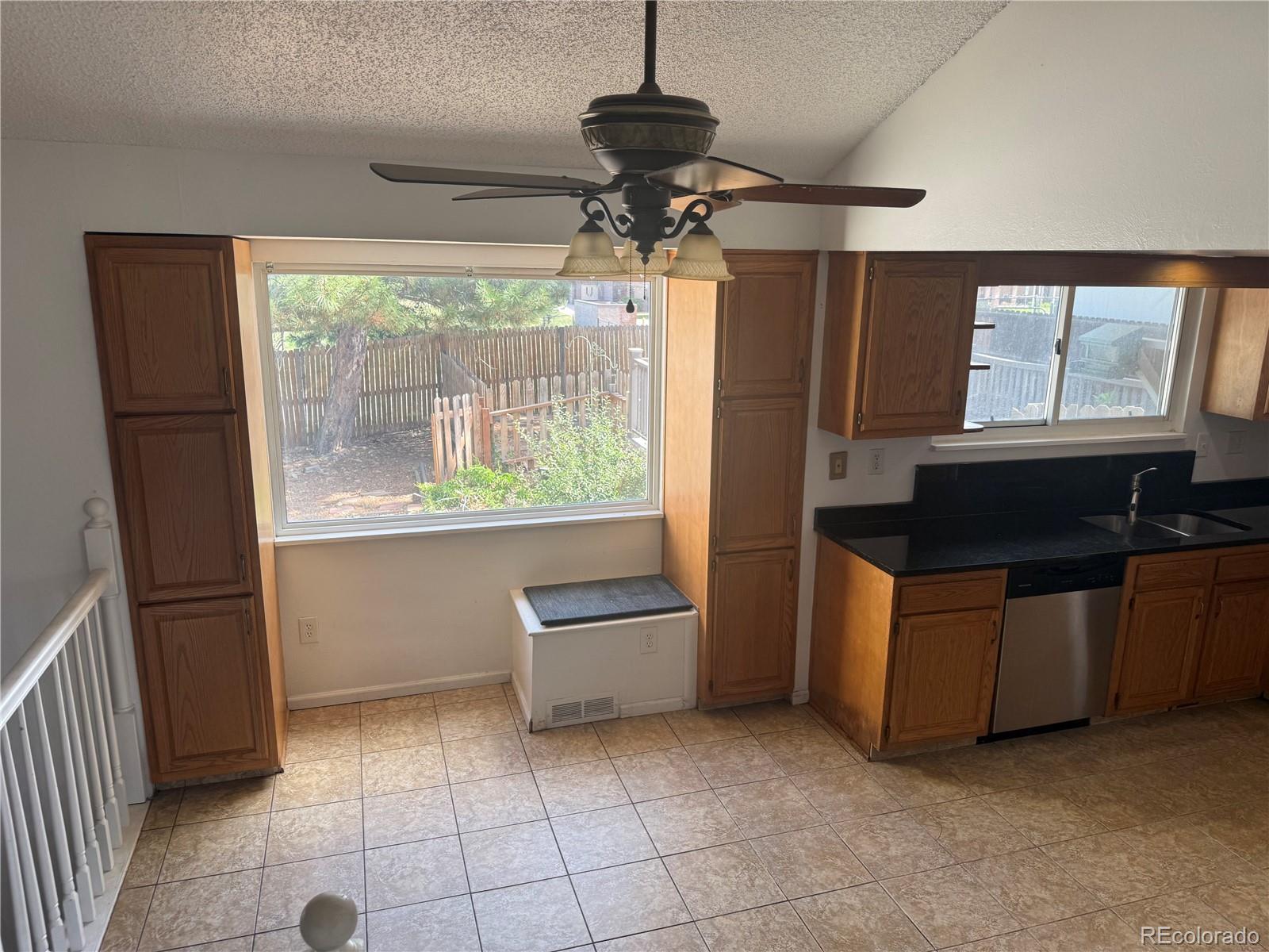 MLS Image #6 for 16433 e girard avenue,aurora, Colorado