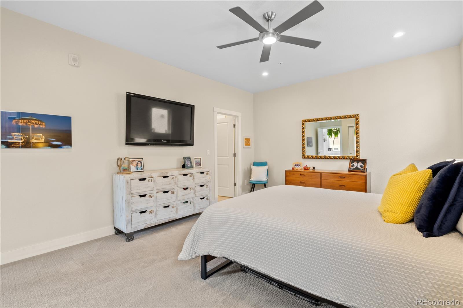 MLS Image #15 for 4537  tennyson street,denver, Colorado