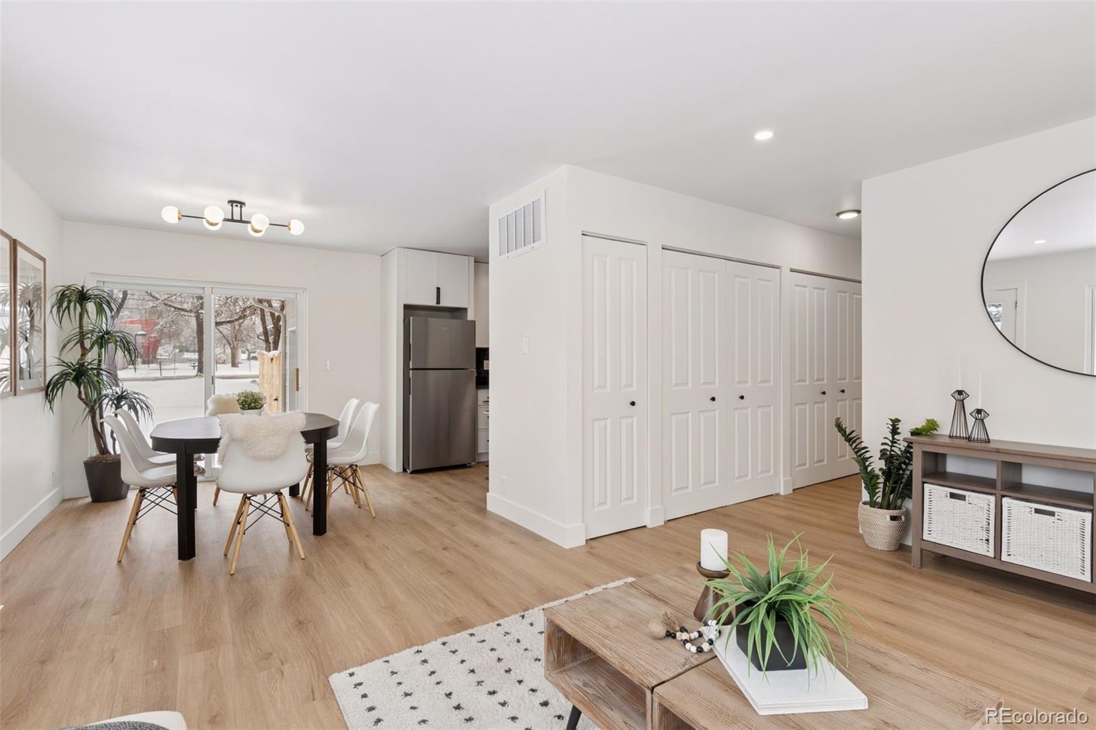 MLS Image #12 for 1414 w lake avenue,littleton, Colorado