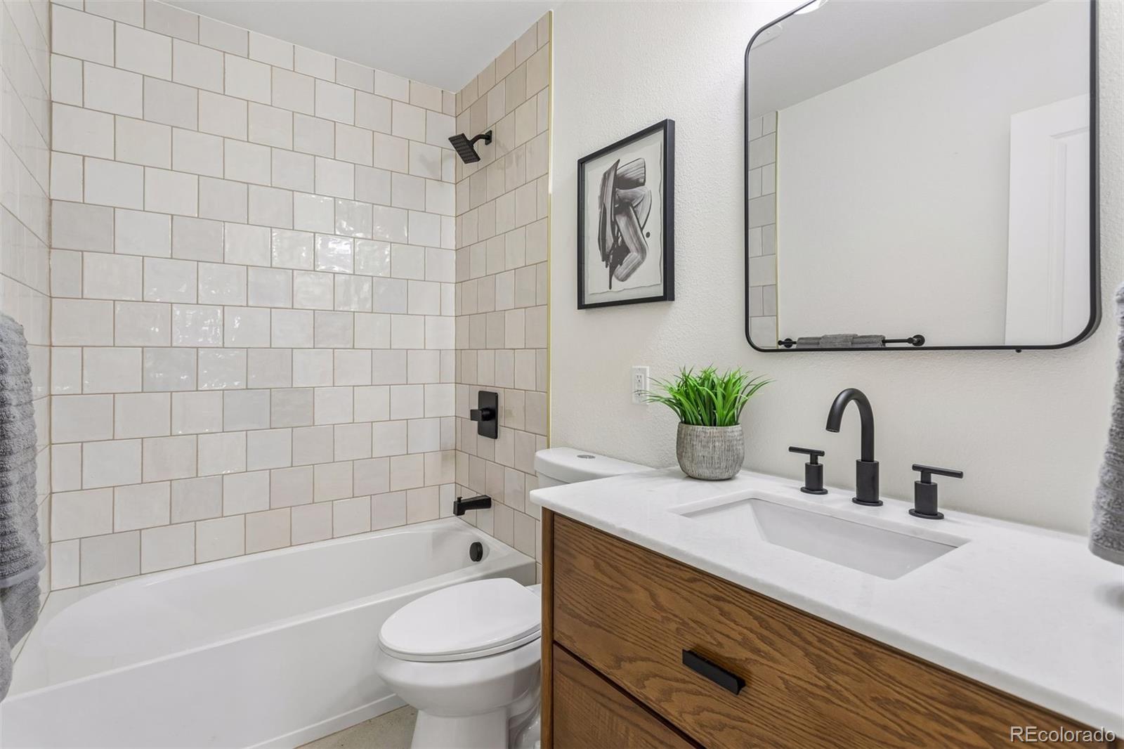 MLS Image #12 for 1474 w lake avenue,littleton, Colorado