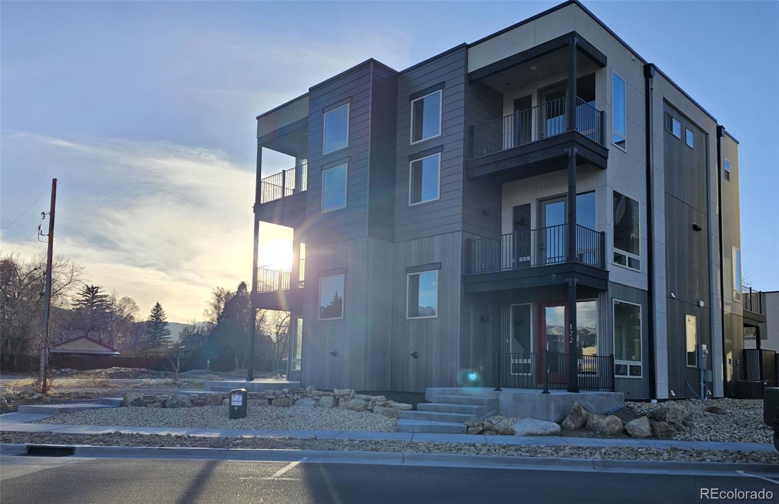 MLS Image #3 for 118  new street,salida, Colorado